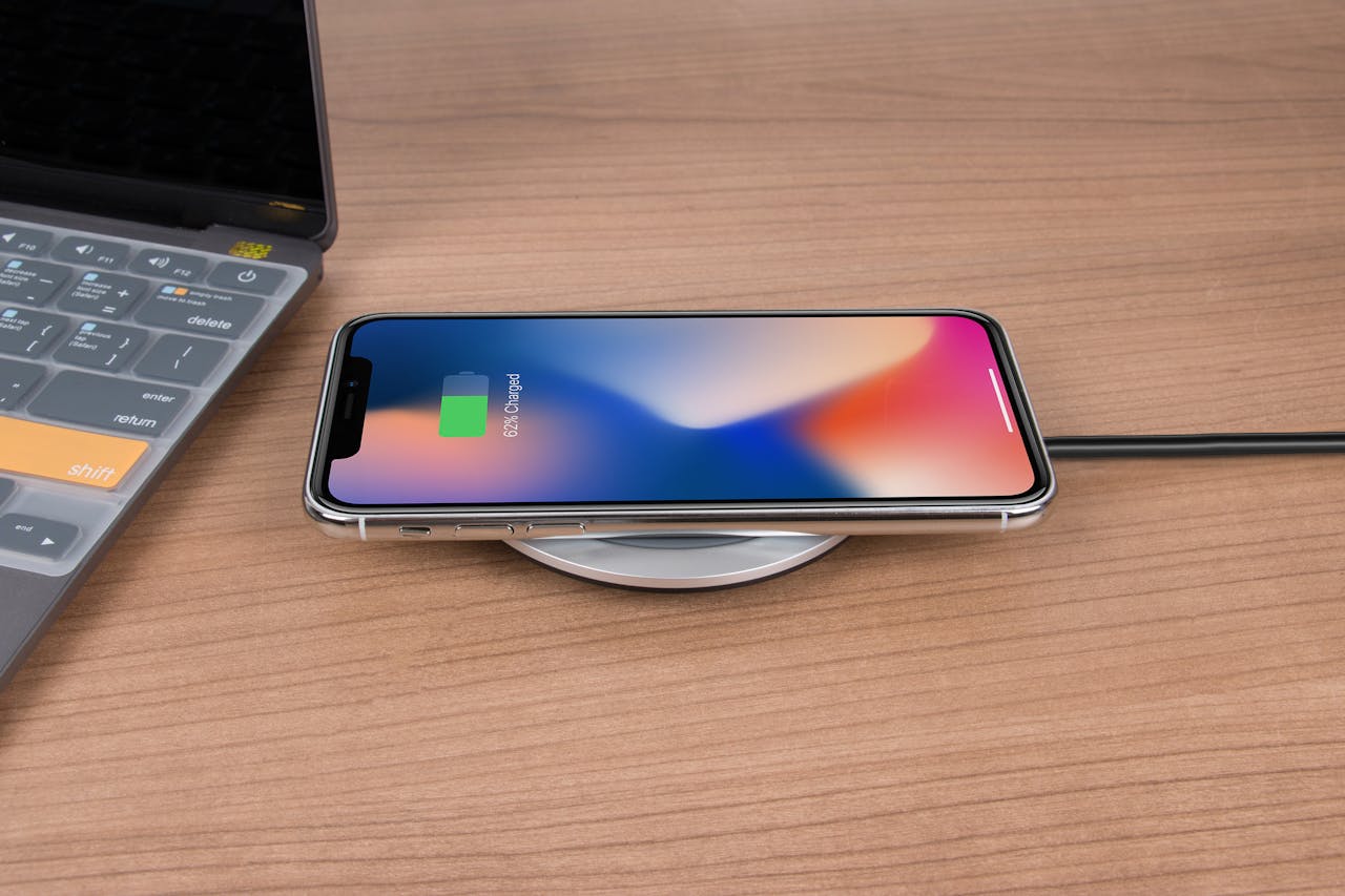 How to Tell If It’s Time to Replace Your iPhone Battery